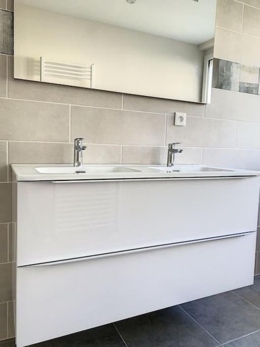 Appartement Le Jeanne à Compiègne Extérieur photo
