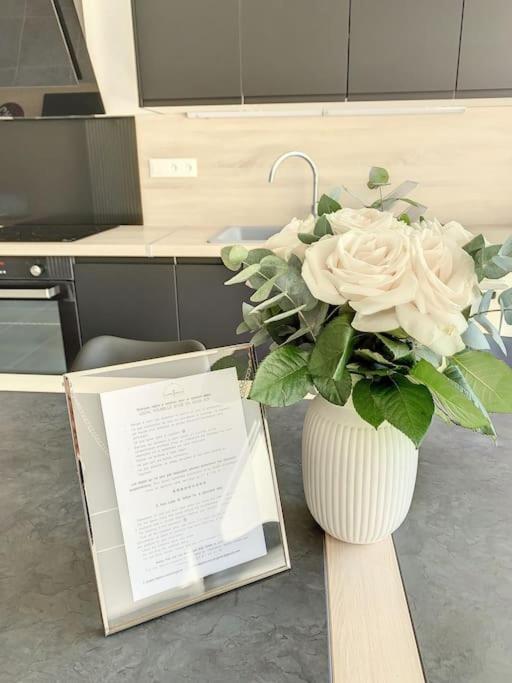 Appartement Le Jeanne à Compiègne Extérieur photo